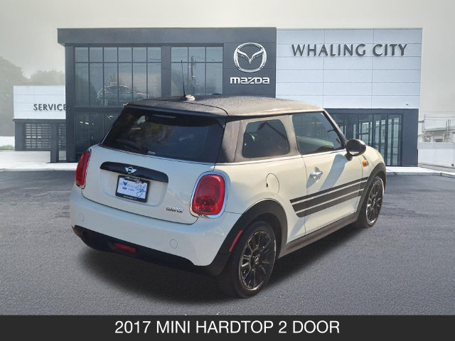 Used 2017 MINI Cooper 2-Door Hardtop FWD image 8