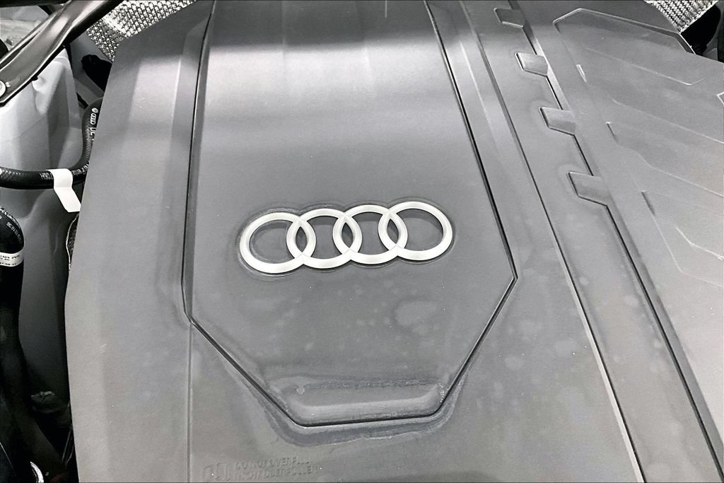 Used 2025 Audi Q5 2.0T Premium AWD/4WD image 42