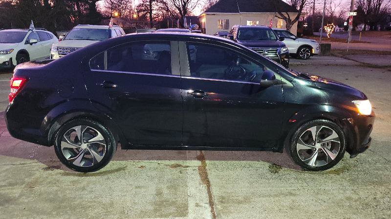 Used 2017 Chevrolet Sonic Premier image 4