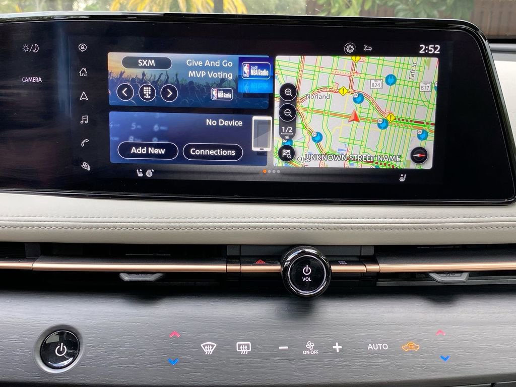 Used 2023 Nissan Ariya EVOLVE+ image 26