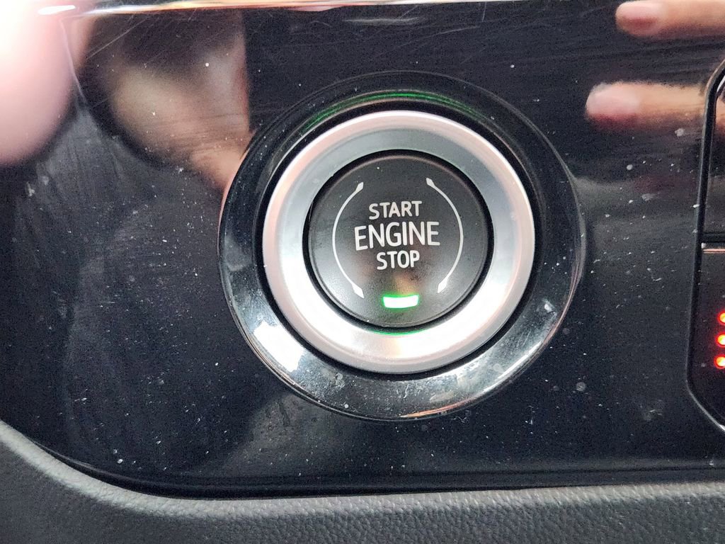 Used 2022 Chevrolet Silverado 1500 LT image 21