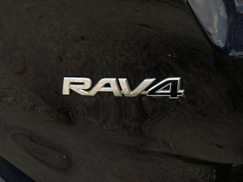 Used 2013 Toyota RAV4 Limited FWD image 9