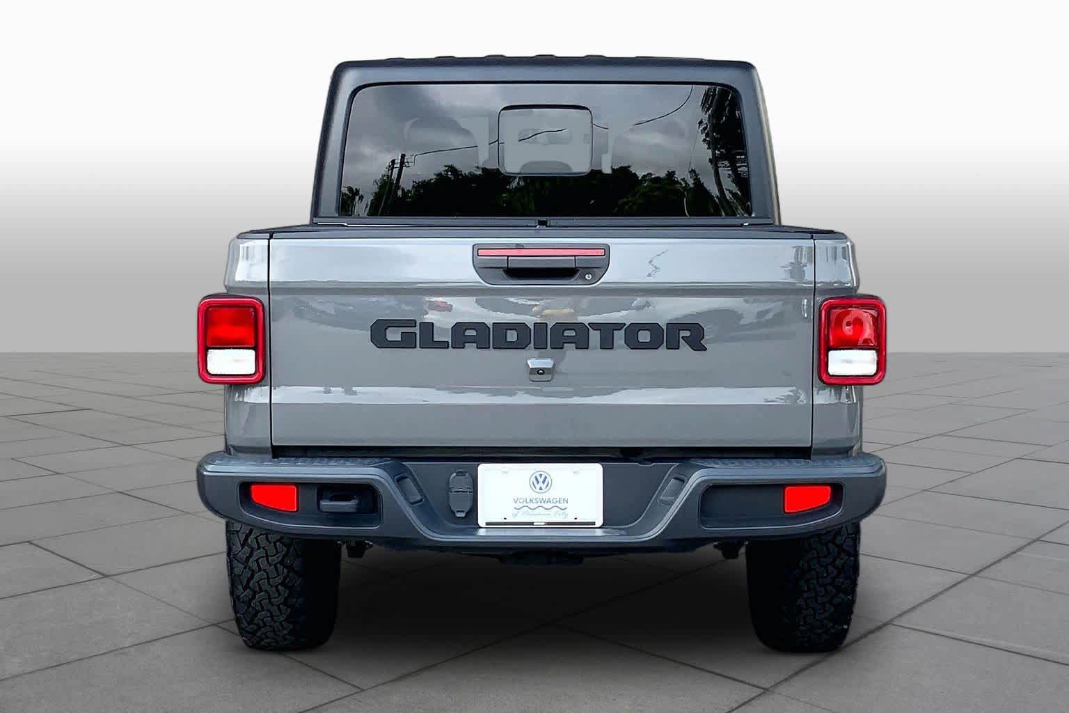Used 2021 Jeep Gladiator Sport AWD/4WD image 5