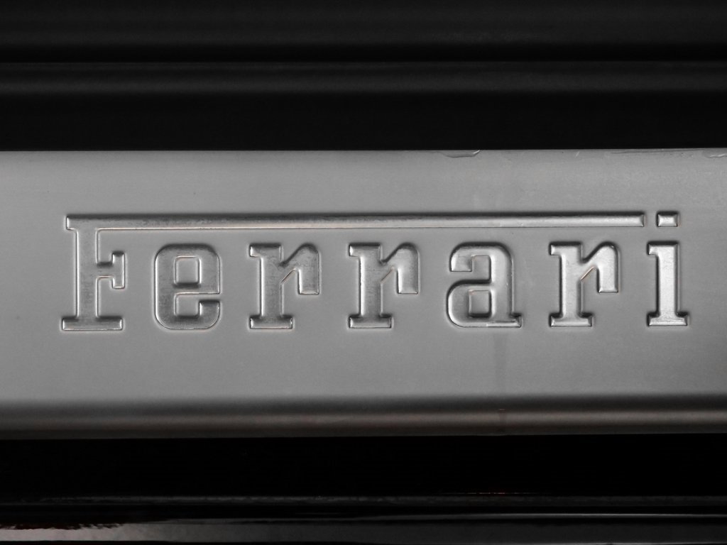 Certified 2015 Ferrari FF image 22