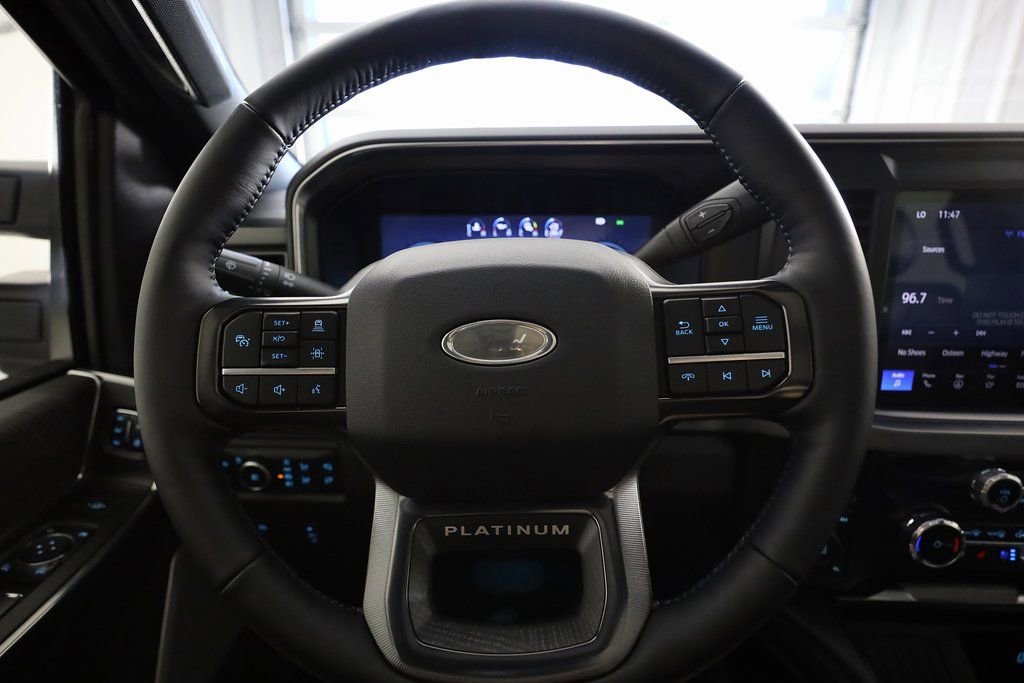 Used 2025 Ford F250 Platinum image 21