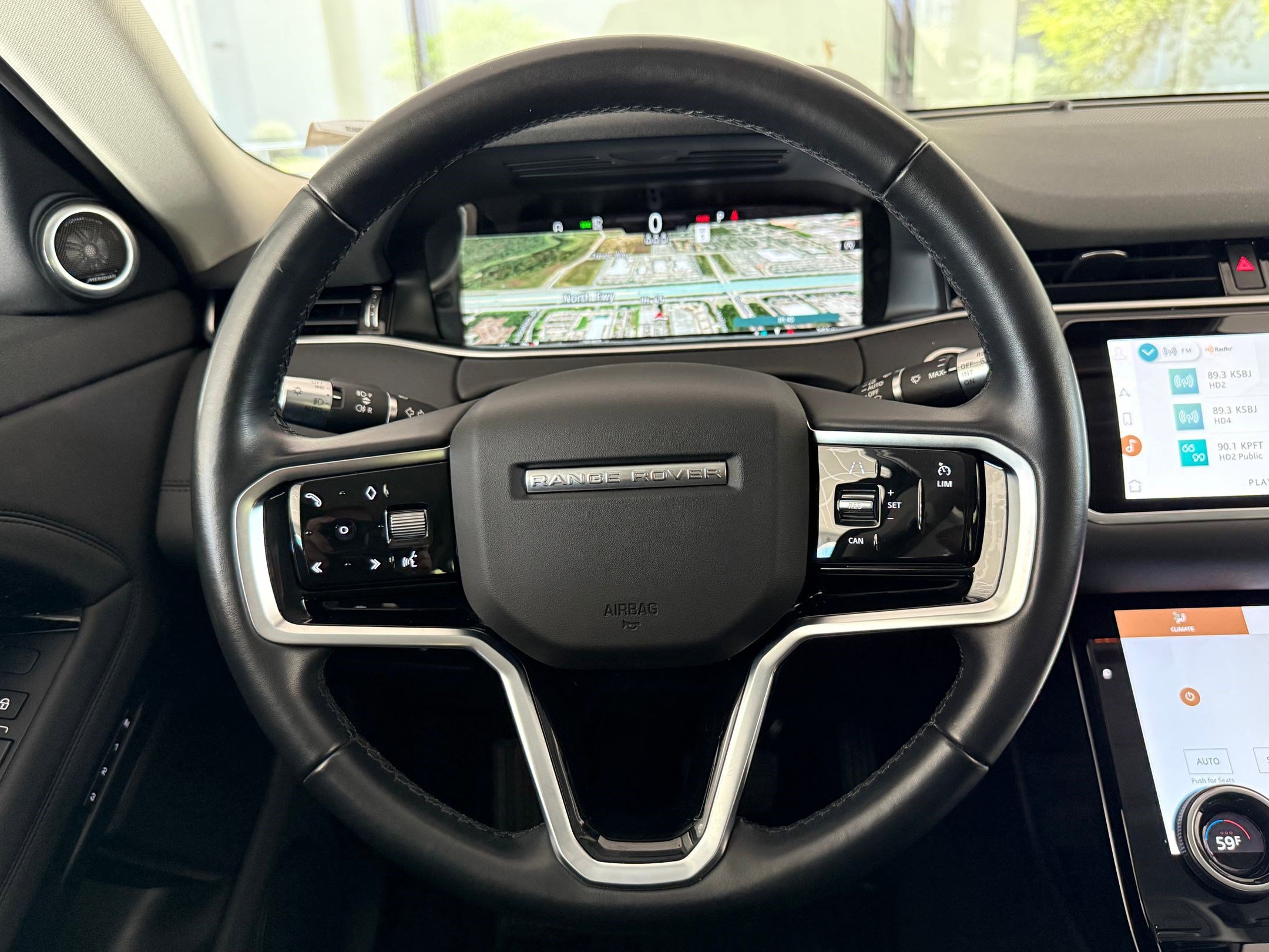 Used 2022 Land Rover Range Rover Evoque SE image 14