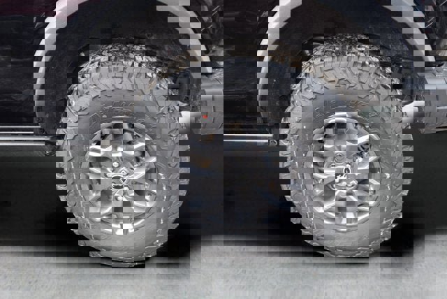 New 2025 Ford Bronco Badlands image 4