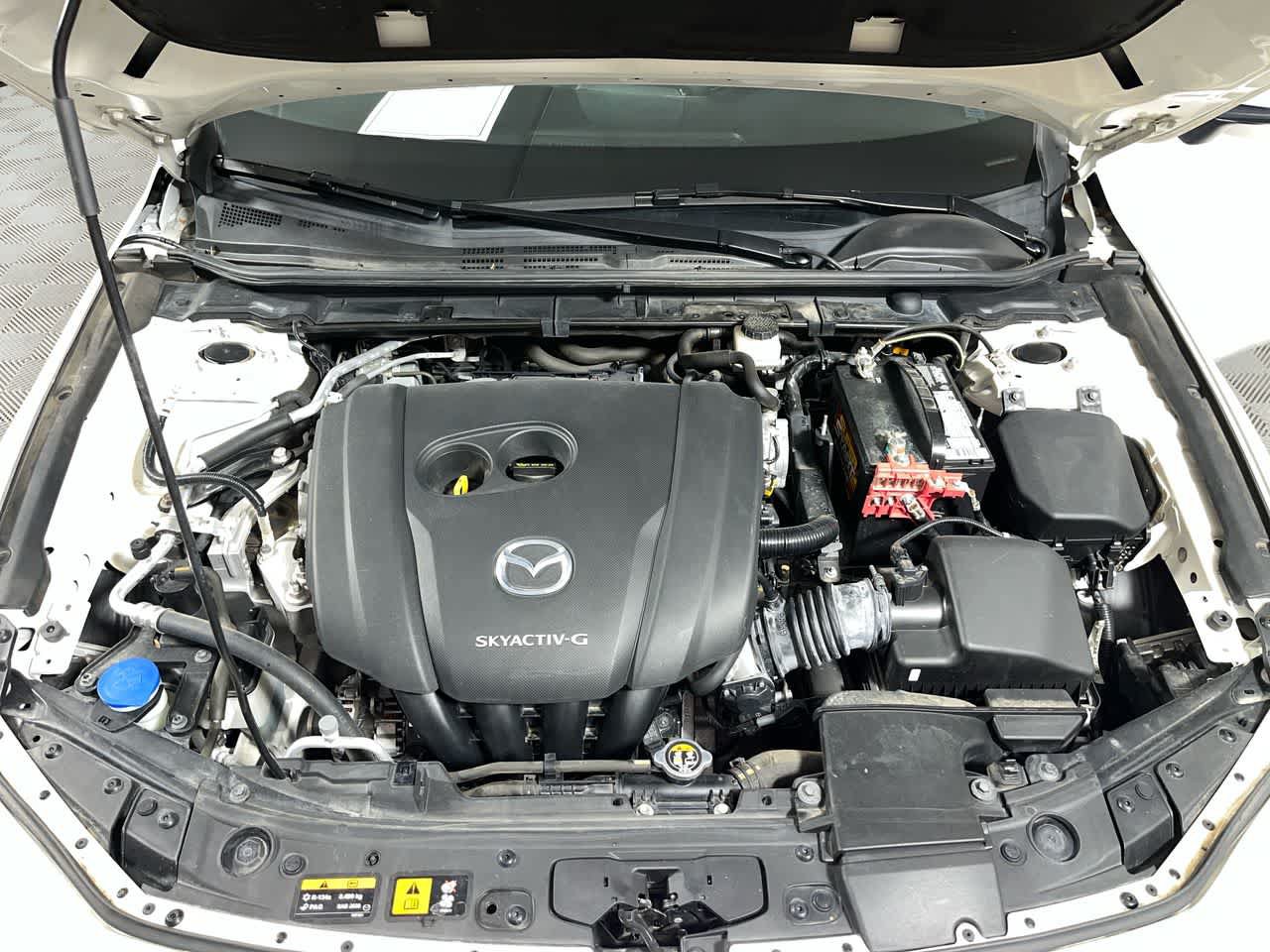 Used 2019 MAZDA MAZDA3 Hatchback w/ Preferred Package FWD image 12