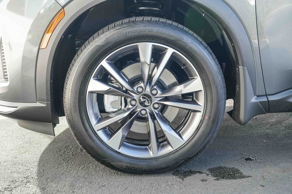 Certified 2026 INFINITI QX60 Pure w/ Cargo Package FWD image 9
