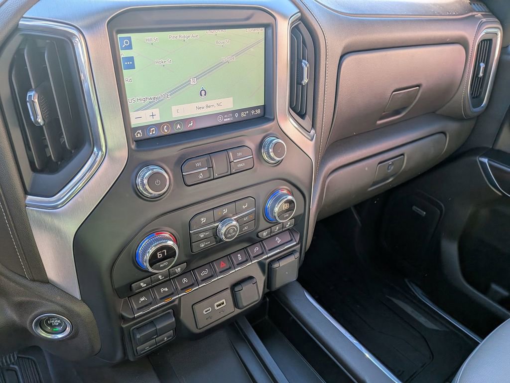 Used 2021 GMC Sierra 1500 SLT w/ SLT Premium Plus Package AWD/4WD image 18