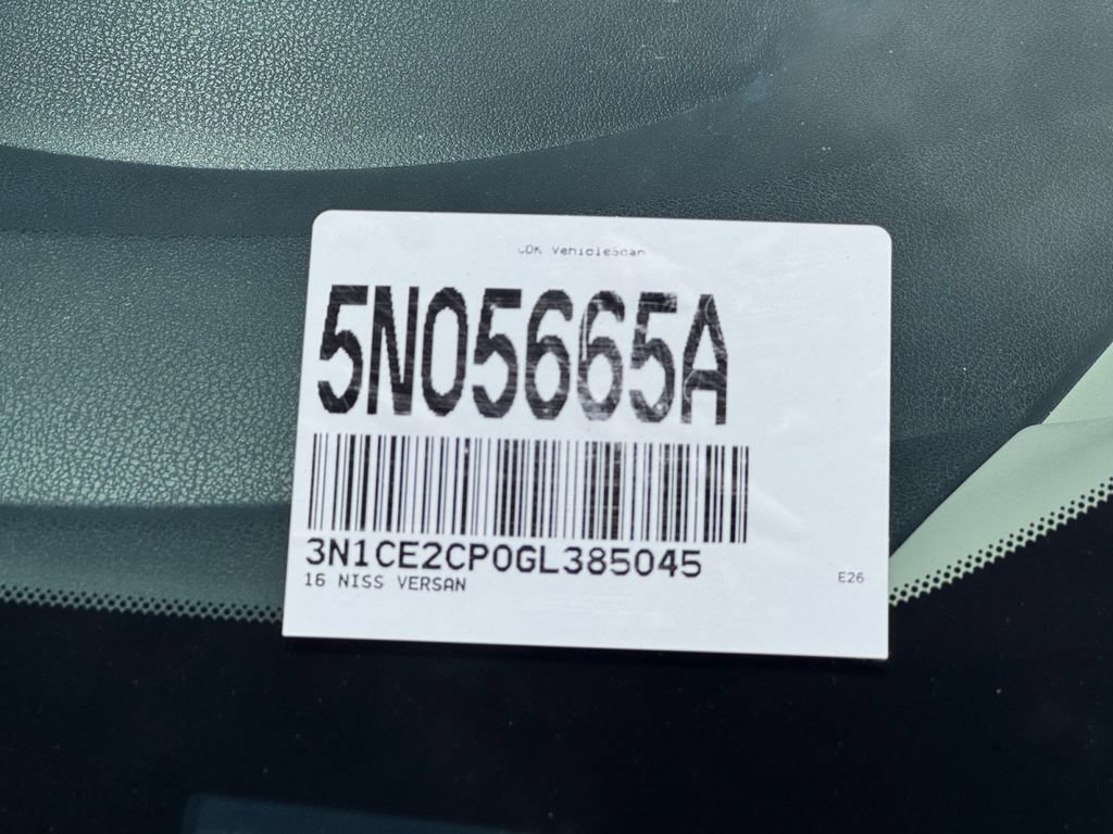 Used 2016 Nissan Versa Note SV FWD image 34