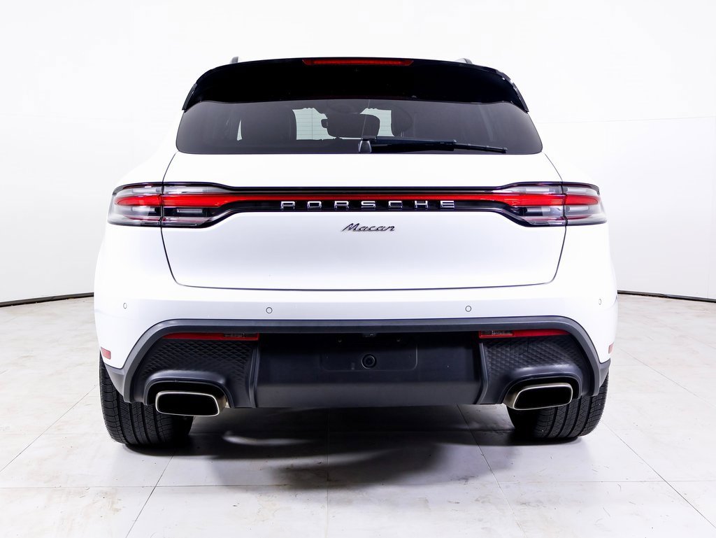 Certified 2024 Porsche Macan w/ Premium Plus Package image 28
