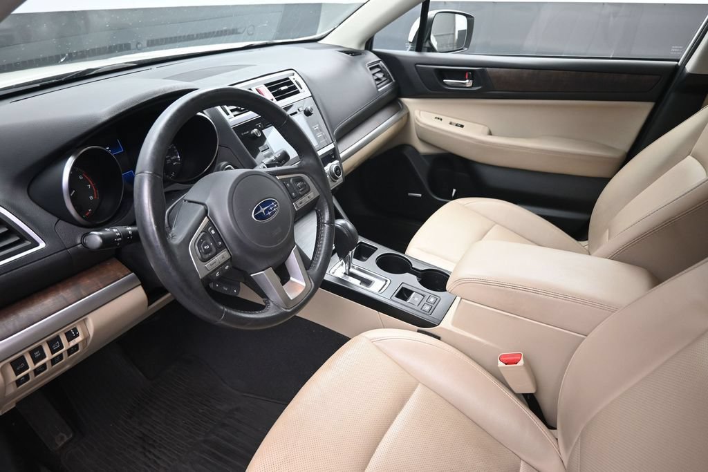 Used 2017 Subaru Outback 2.5i Limited AWD/4WD image 19