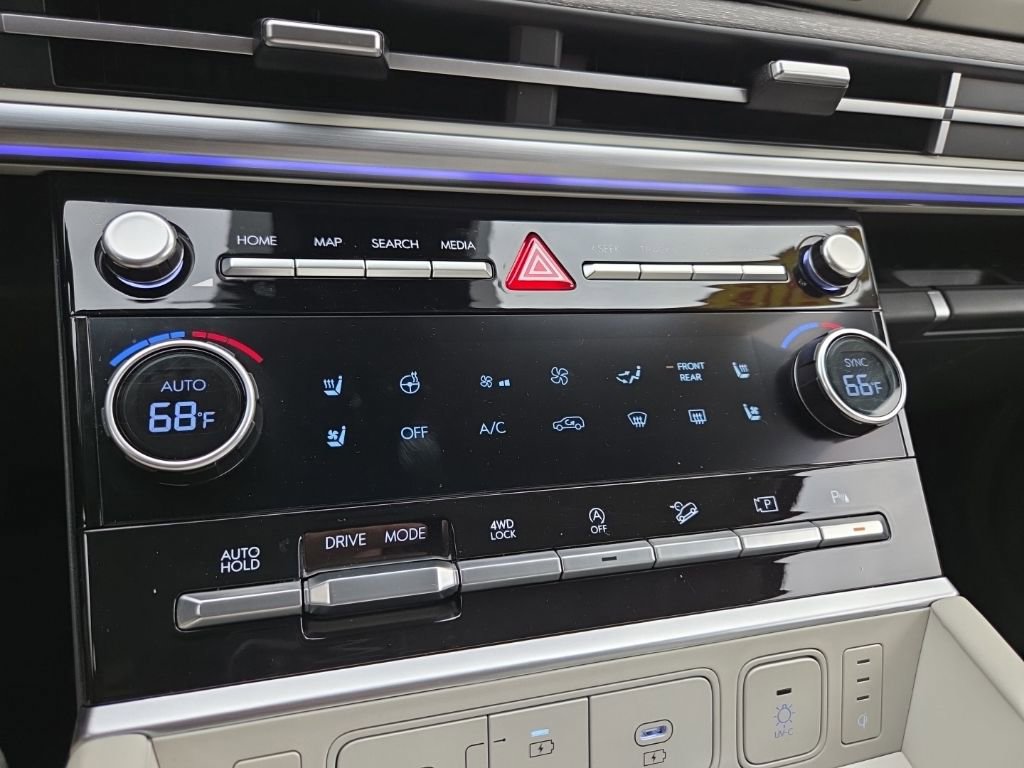 Used 2024 Hyundai Santa Fe Calligraphy image 37