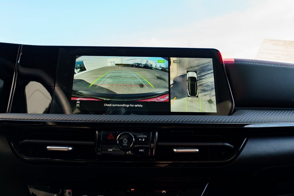 New 2026 Nissan Kicks SR image 14