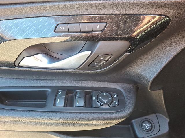 Used 2022 GMC Terrain AT4 image 13