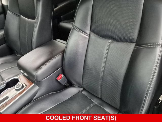 Used 2020 Nissan Pathfinder Platinum AWD/4WD image 14