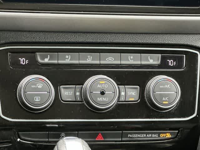 Used 2022 Volkswagen Atlas SEL Premium AWD/4WD image 16