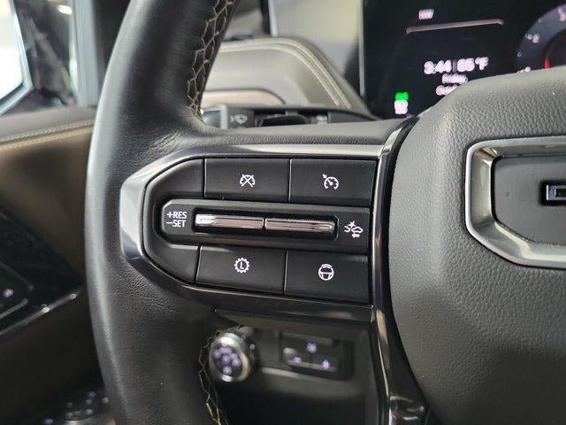 Used 2025 GMC Yukon Denali Ultimate w/ LPO, Floor Liner Package AWD/4WD image 23