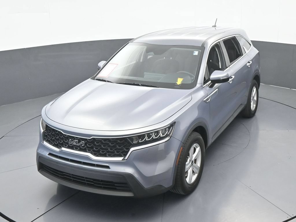 Used 2023 Kia Sorento LX FWD image 45