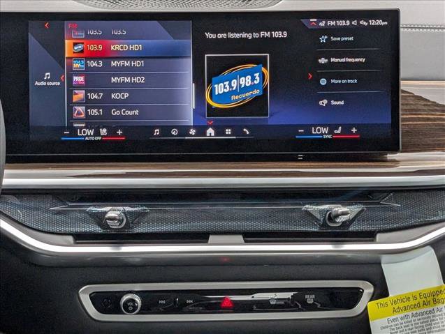 Used 2025 BMW X7 xDrive40i w/ Parking Assistance Package AWD/4WD image 15