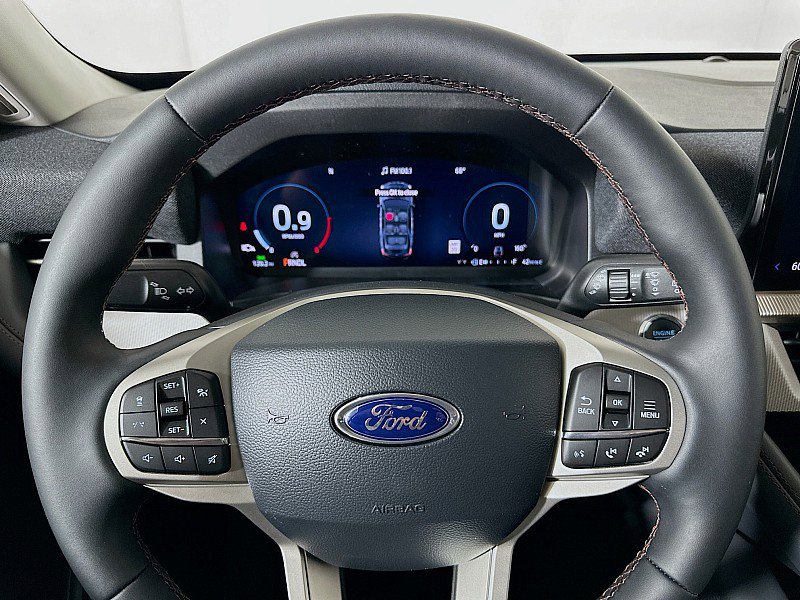 New 2025 Ford Explorer Active w/ Active Comfort Package image 12