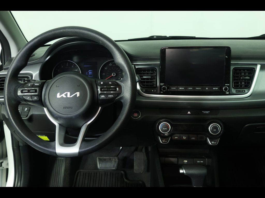 Used 2023 Kia Rio S w/ Technology Package image 11
