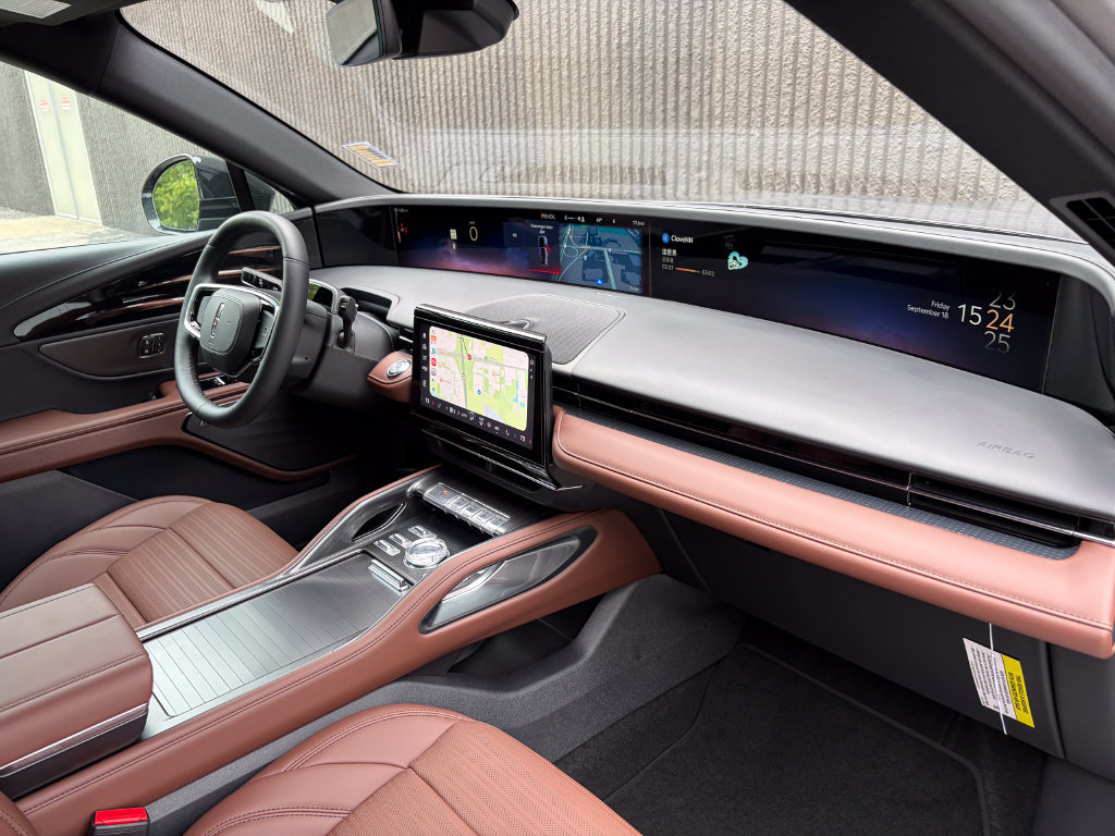 New 2026 Lincoln Nautilus Reserve w/ Jet Appearance Package AWD/4WD image 30