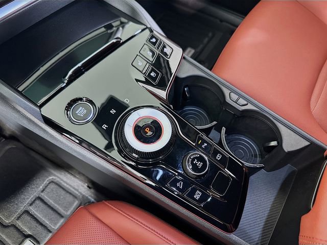 Used 2025 Kia Sportage SX Prestige image 21