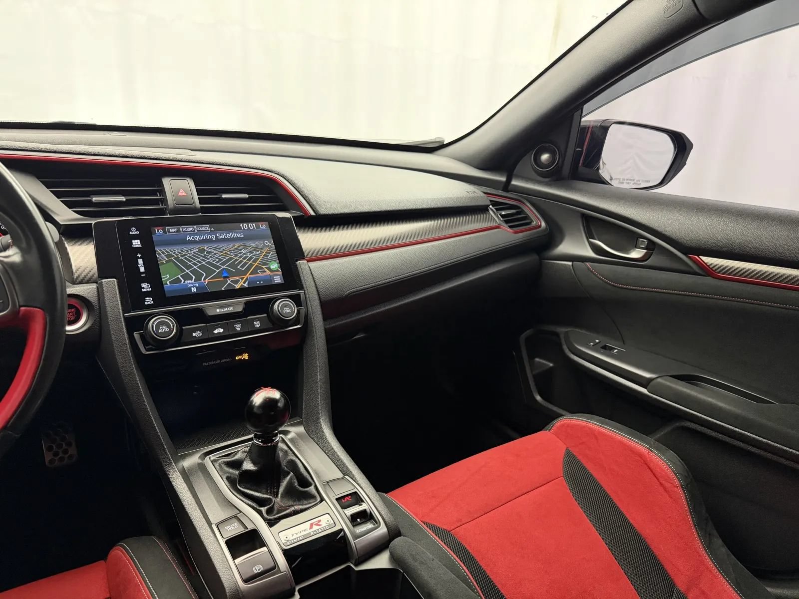 Used 2018 Honda Civic Type R image 18