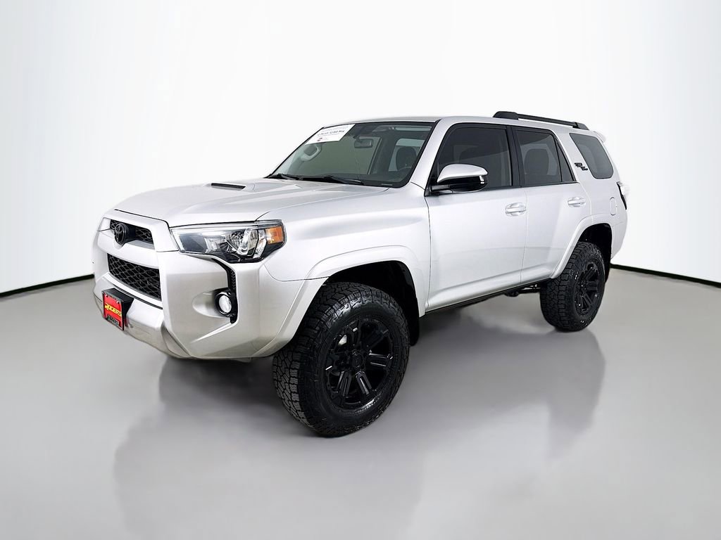 Certified 2019 Toyota 4Runner TRD Off-Road AWD/4WD image 3