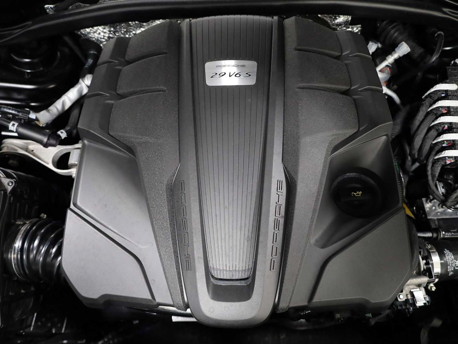 Used 2026 Porsche Macan S AWD/4WD image 42