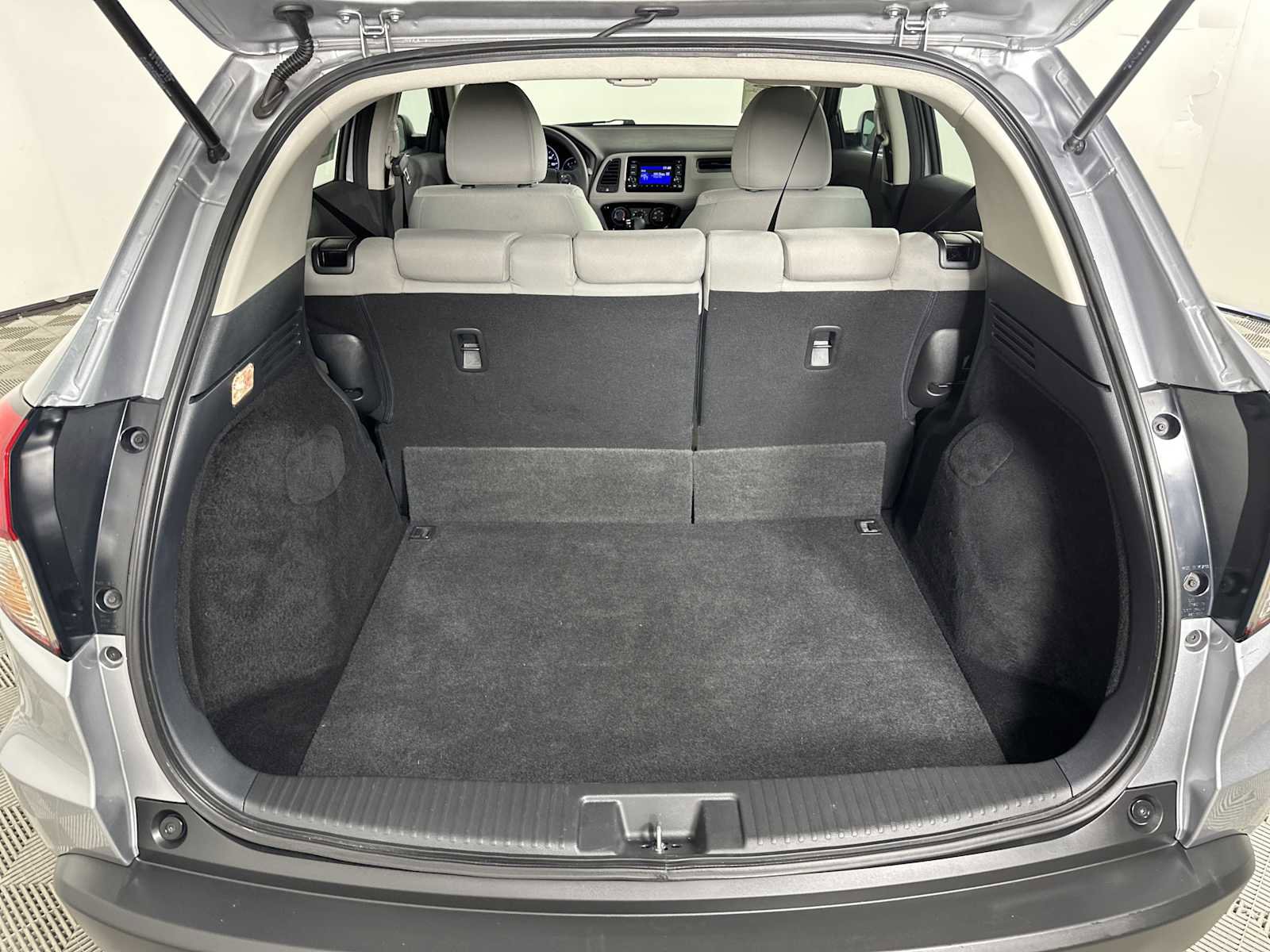 Used 2022 Honda HR-V LX image 24
