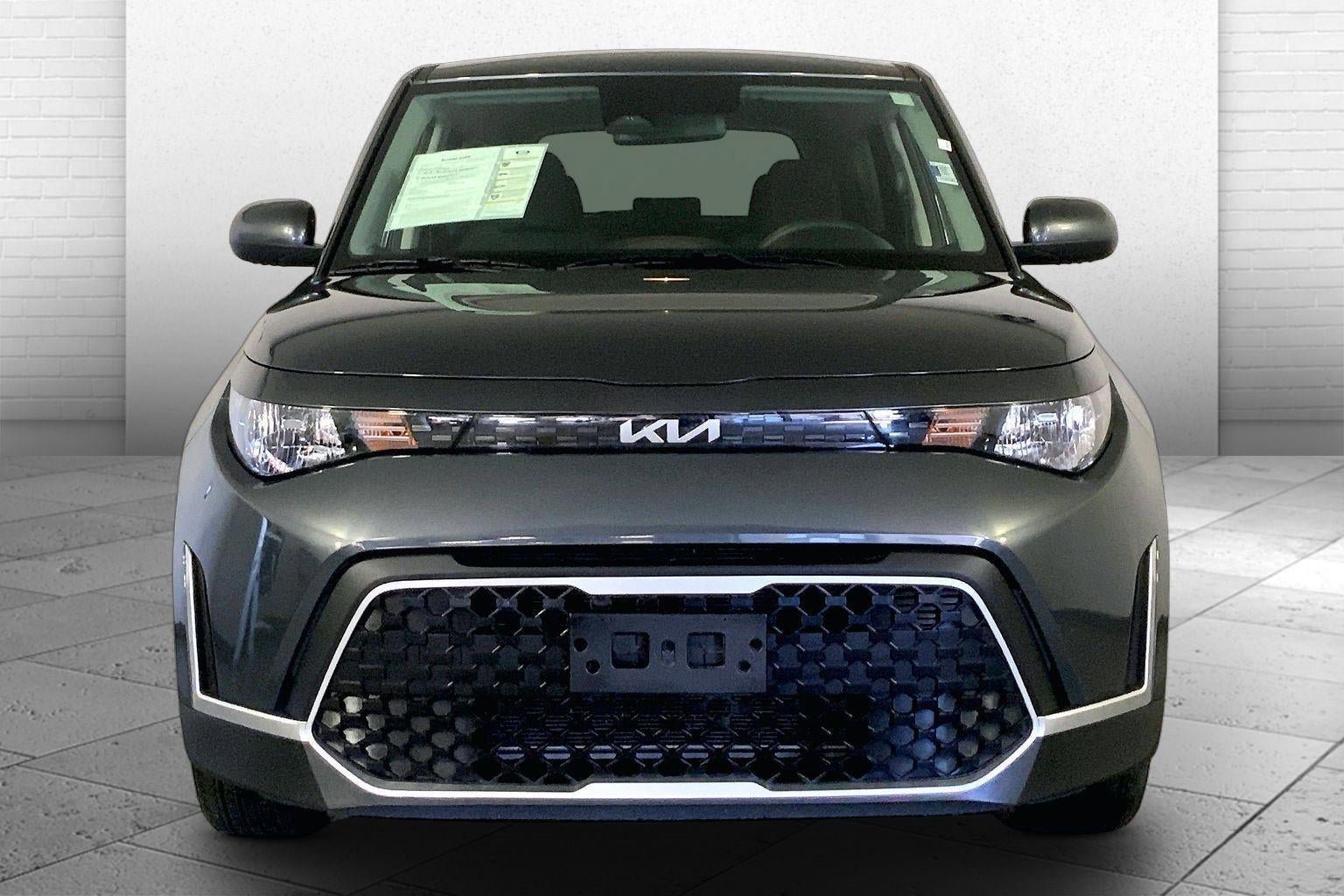 Certified 2025 Kia Soul LX FWD image 2