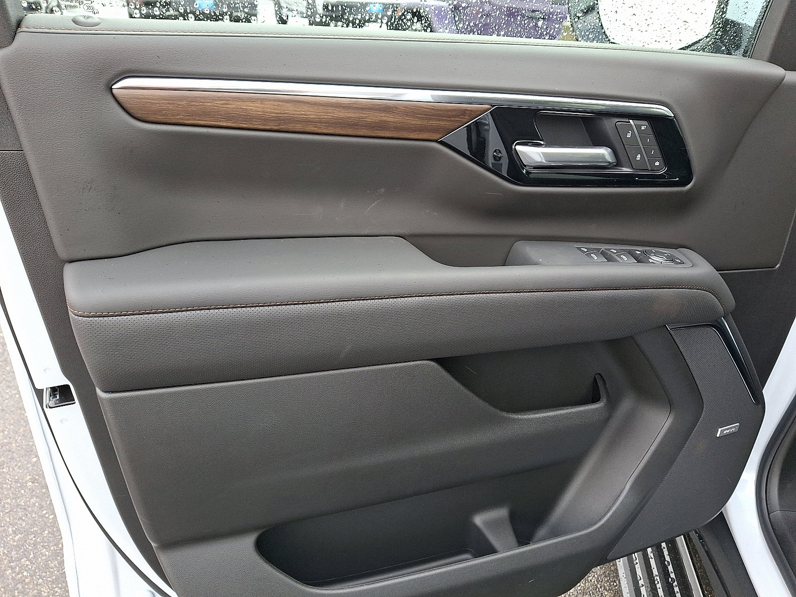 New 2026 Chevrolet Tahoe High Country image 9