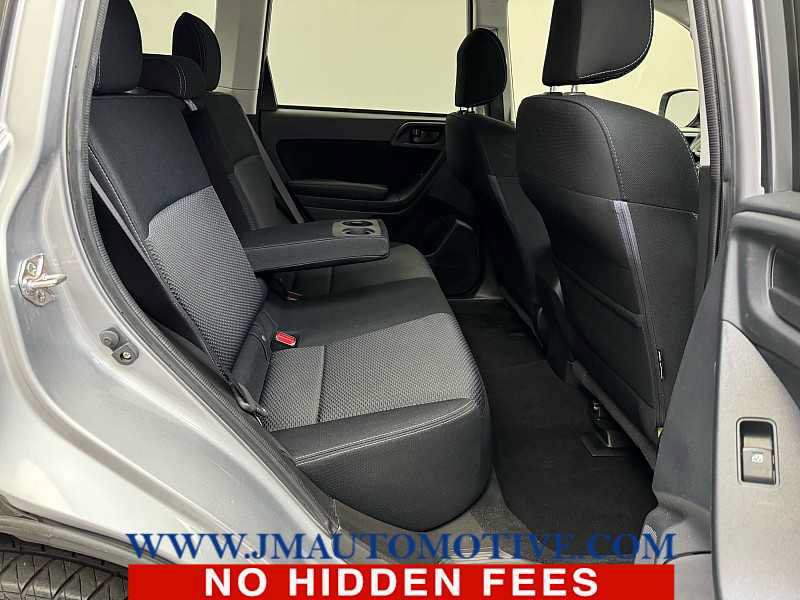 Used 2016 Subaru Forester 2.5i Premium AWD/4WD image 18