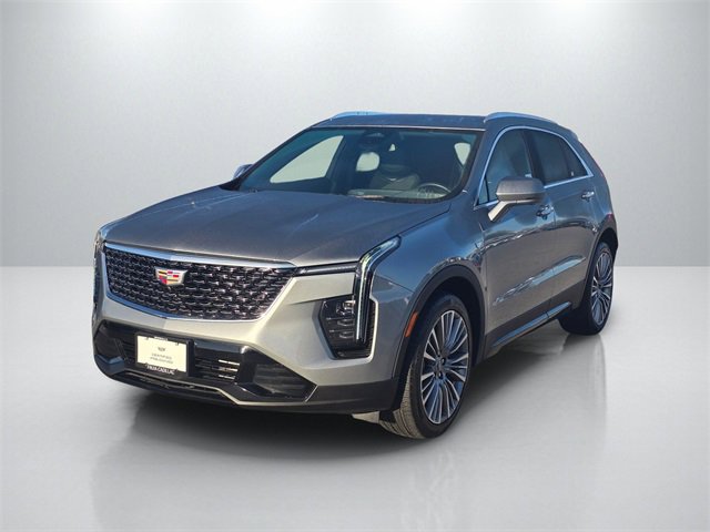 Used 2025 Cadillac XT4 Premium Luxury image 8