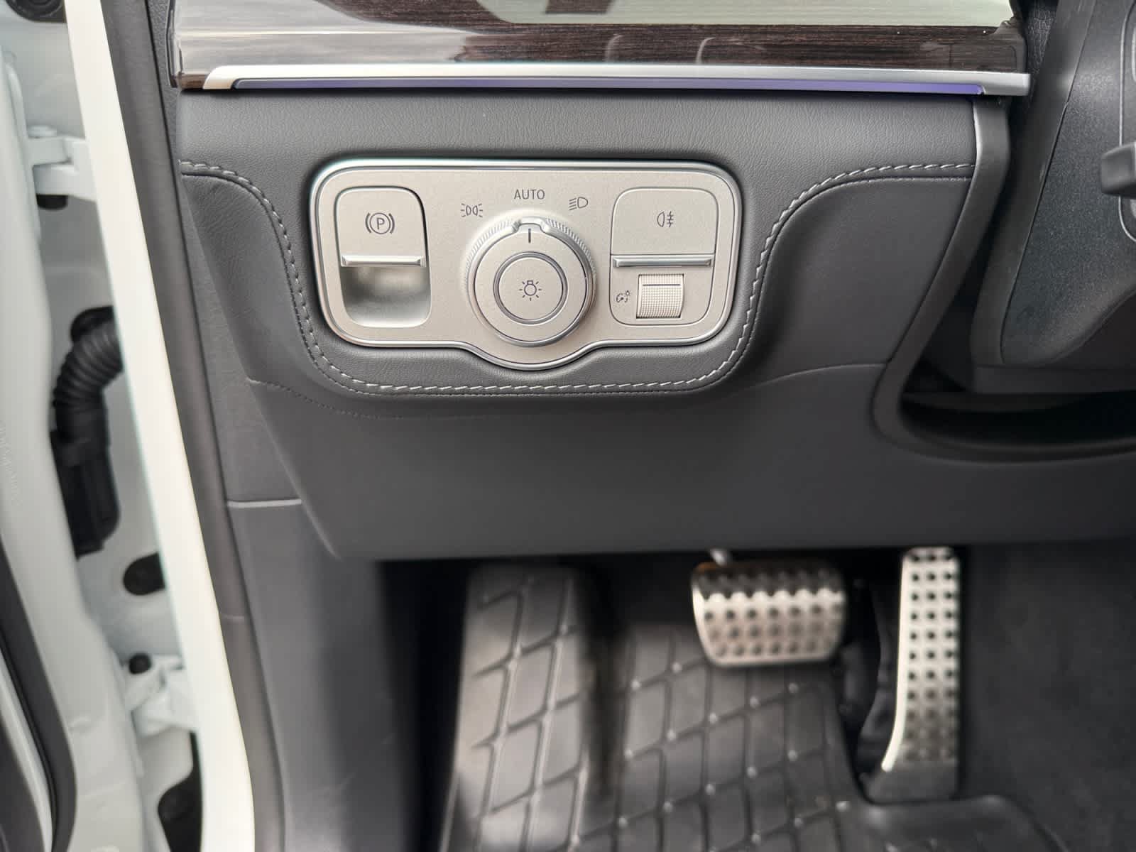 Certified 2026 Mercedes-Benz GLS 63 AMG 4MATIC image 25