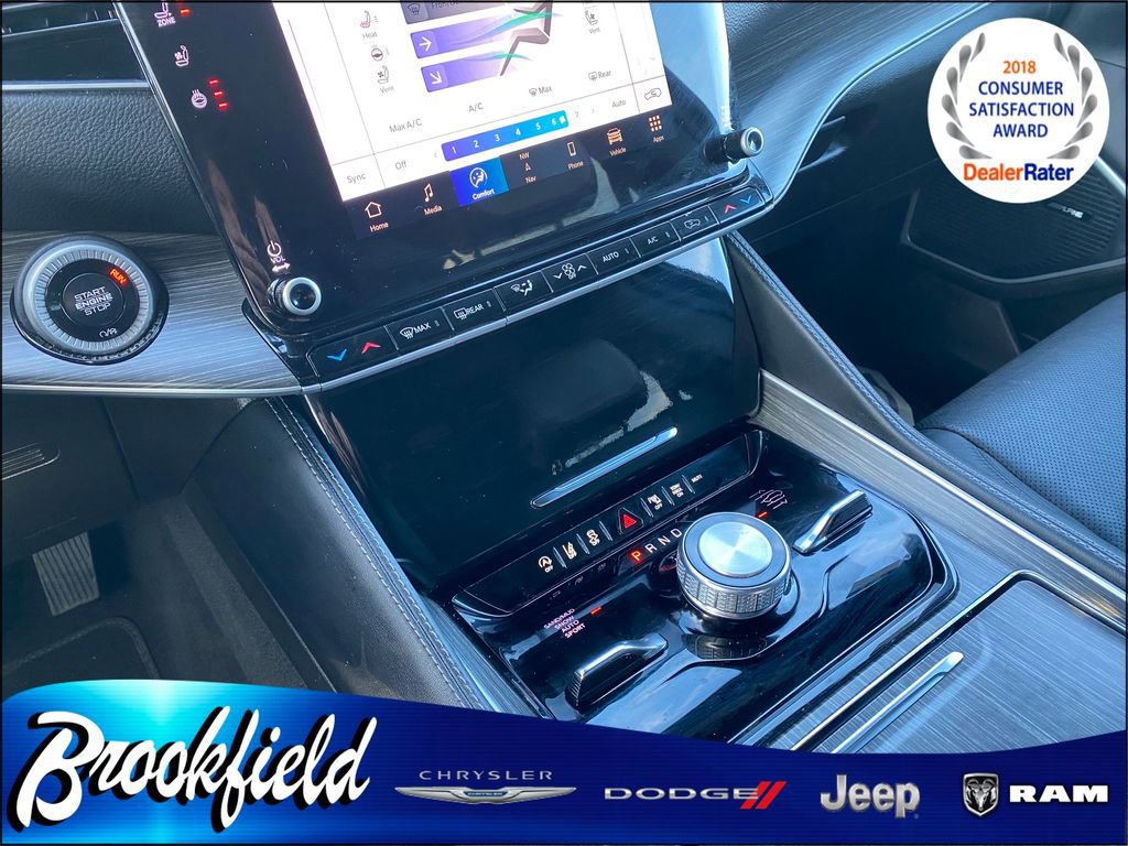 Used 2024 Jeep Wagoneer Series III image 27