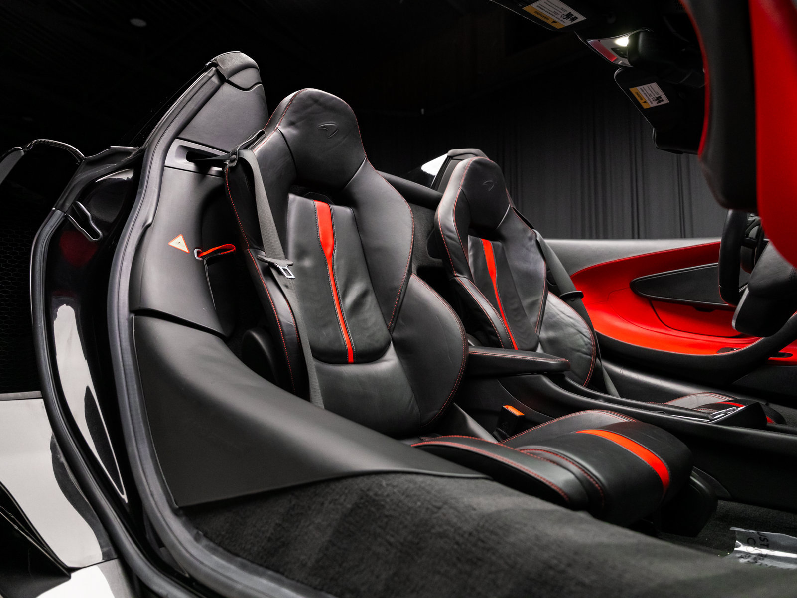 Used 2019 McLaren 570S Spider RWD image 63