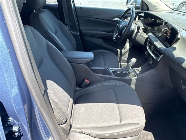 Used 2024 Buick Encore GX Preferred w/ Comfort Package FWD image 26