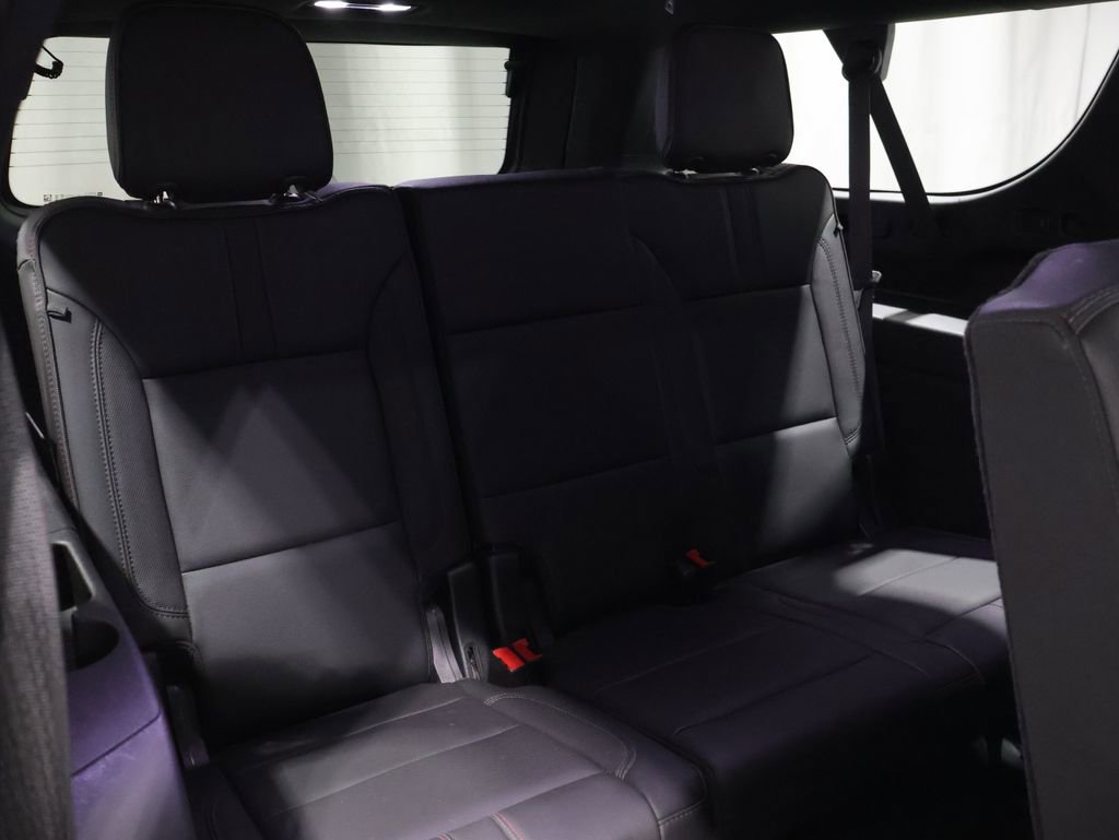 Used 2021 Chevrolet Suburban RST image 23