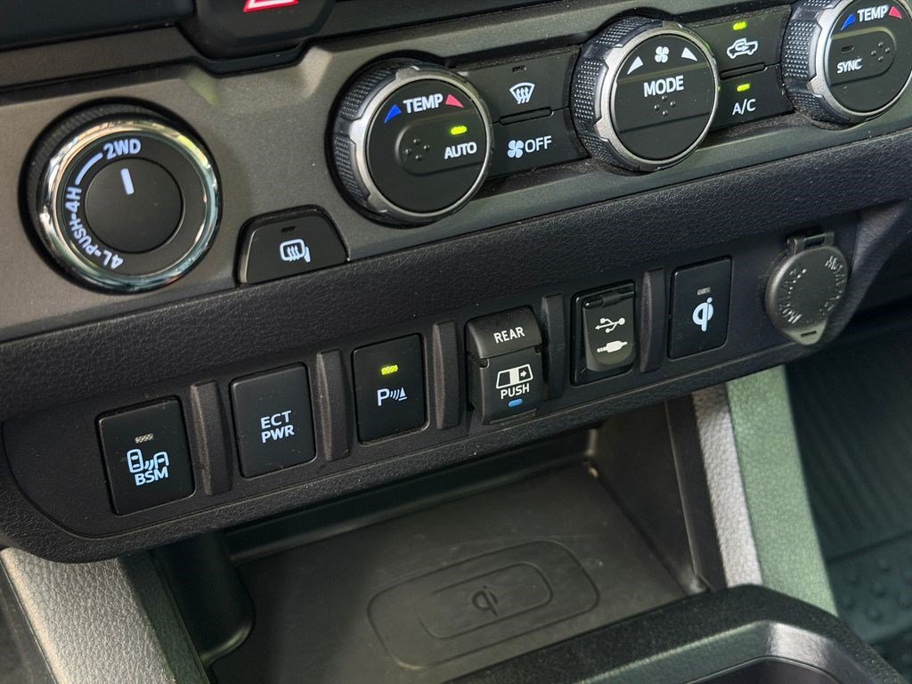 Used 2019 Toyota Tacoma TRD Pro AWD/4WD image 26