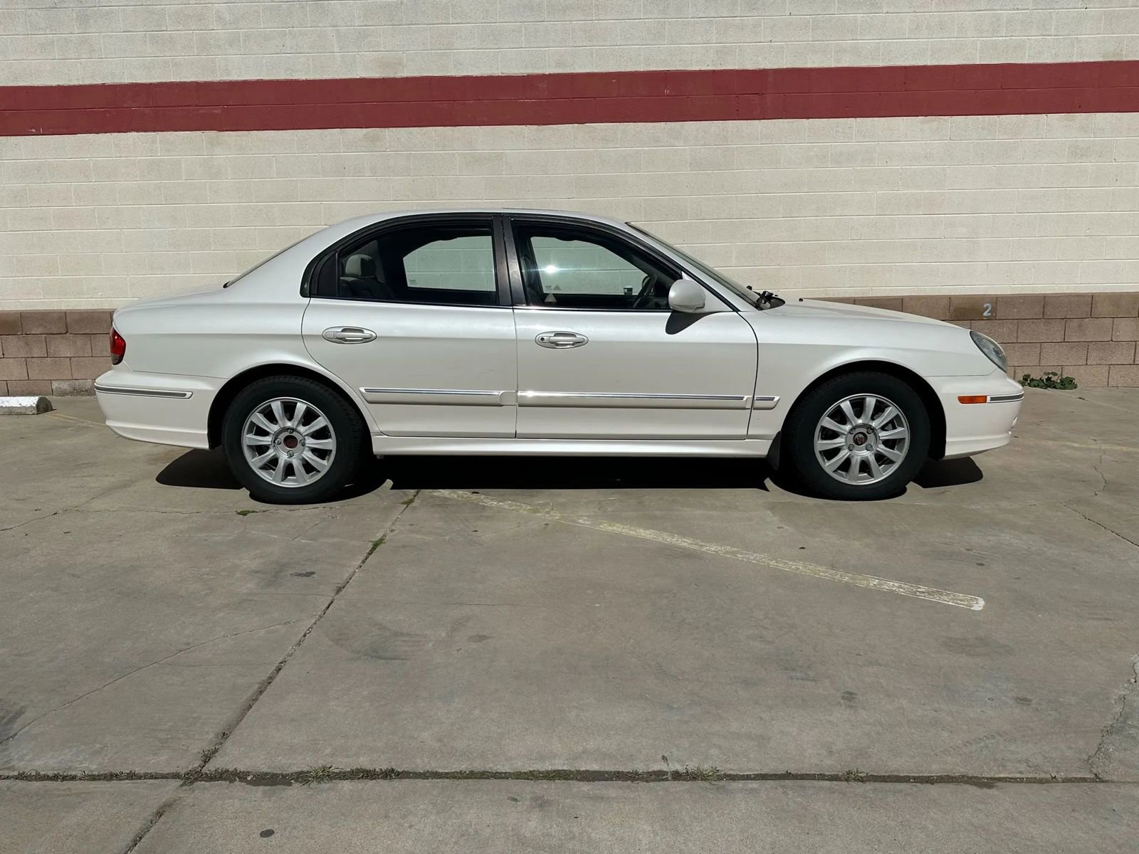 Used 2004 Hyundai Sonata GLS image 8