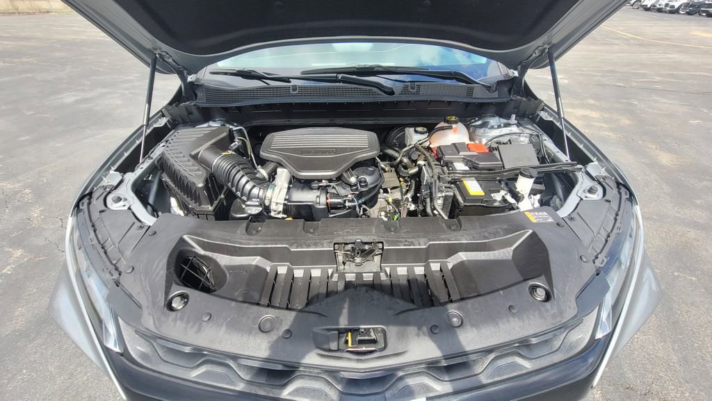 Used 2023 Chevrolet Blazer LT w/ LPO, Black Grille Bar Package image 17