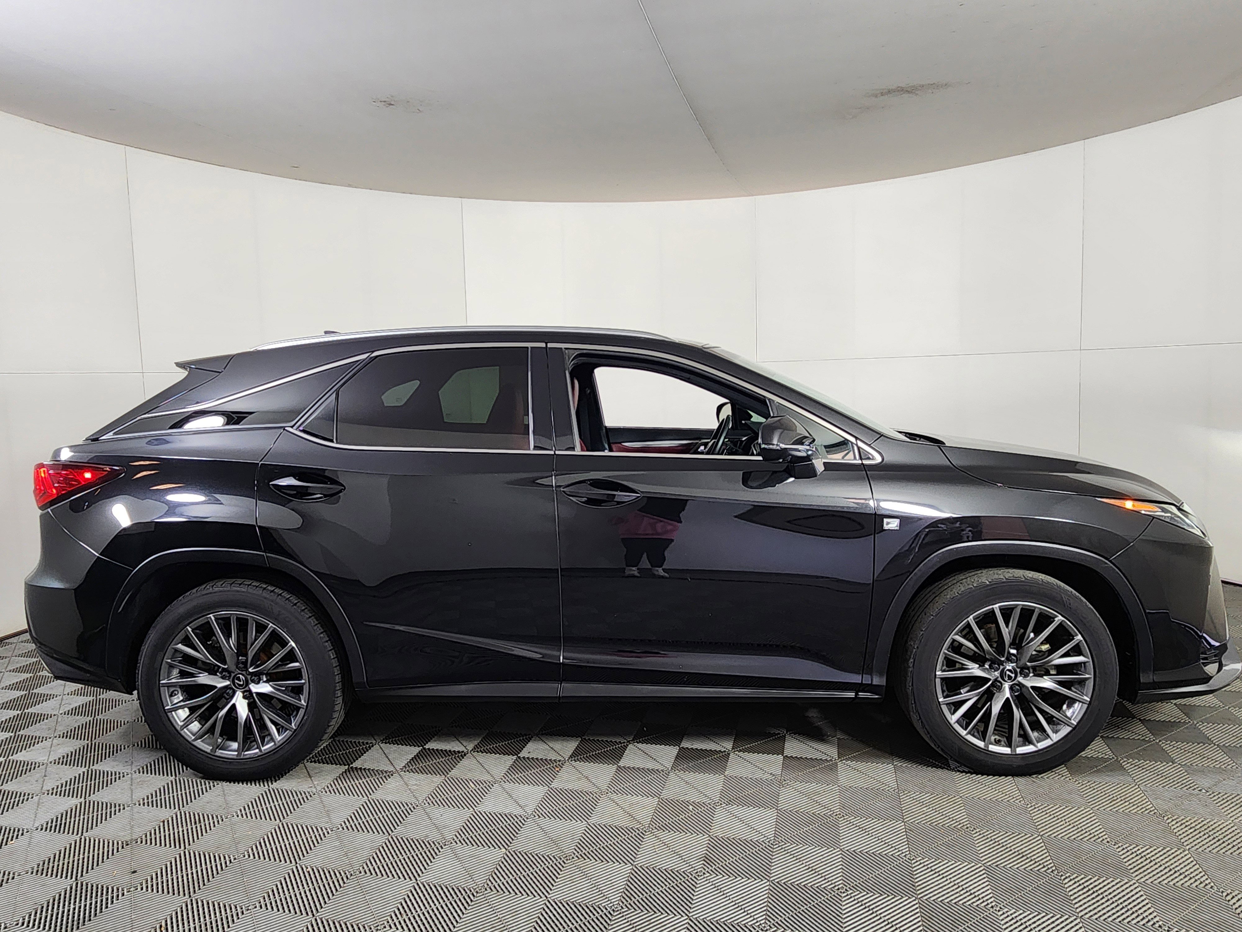 Used 2018 Lexus RX 350 F Sport w/ Accessory Package AWD/4WD image 8