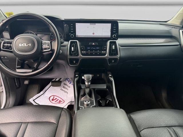Certified 2022 Kia Sorento S FWD image 17