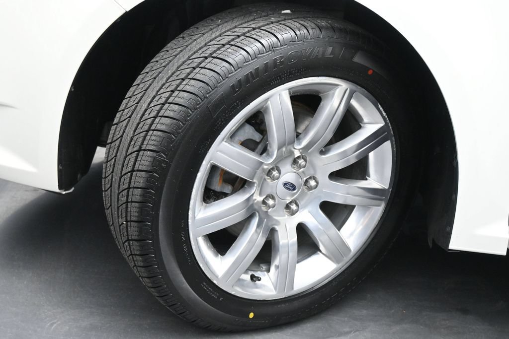 Used 2012 Ford Flex Limited FWD image 18