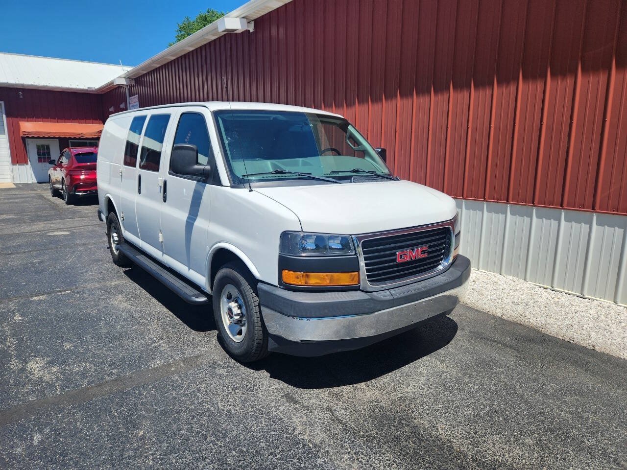 Used 2017 GMC Savana 2500 RWD image 7