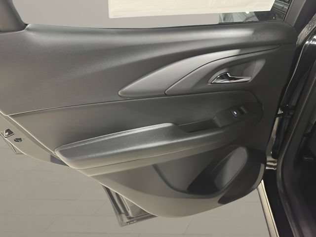 New 2026 Chevrolet TrailBlazer LT w/ Convenience Package FWD image 24